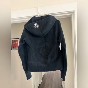 Rare Lululemon Rose 🌹 Scuba Hoodie Full Zip - Size 6!